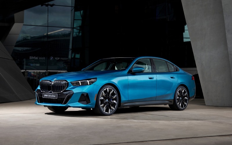 Luxury Sedans